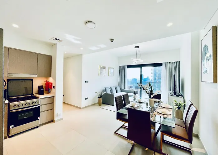 Majestic Act 2Bedroom Boulevard View