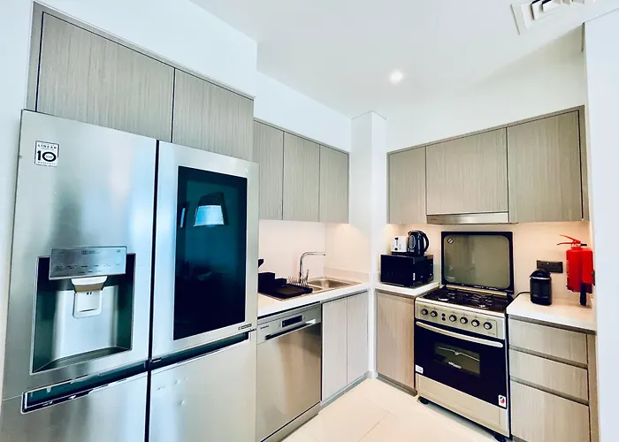 Majestic Act 2Bedroom Boulevard View